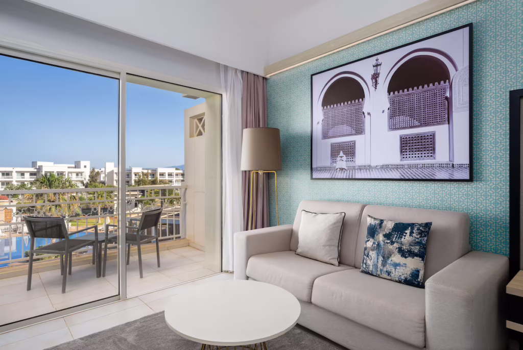 https://radissonblusaidiabeach.dev.fypage.app/wp-content/uploads/sites/4/2024/07/16256-143758-f80821305_4k-1024x686.avif