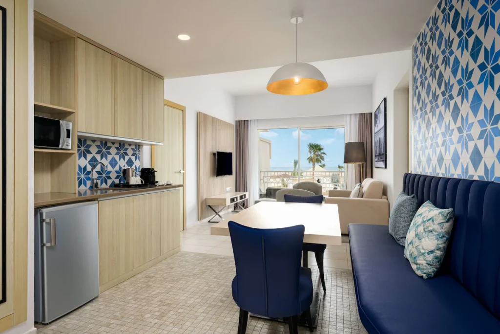 https://radissonblusaidiabeach.dev.fypage.app/wp-content/uploads/sites/4/2025/06/16256-143758-f80821797_4k-1-1024x683.webp